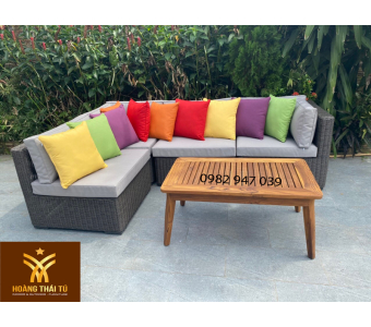 ban-ghe-nhua-gia-may-ngoai-troi-hang-resort-cao -cap-x 51